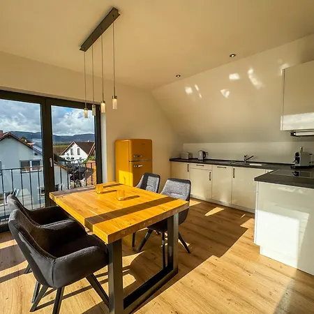 Apartament Vyne Apartments - Dachterrasse - Grill - Parkplatz